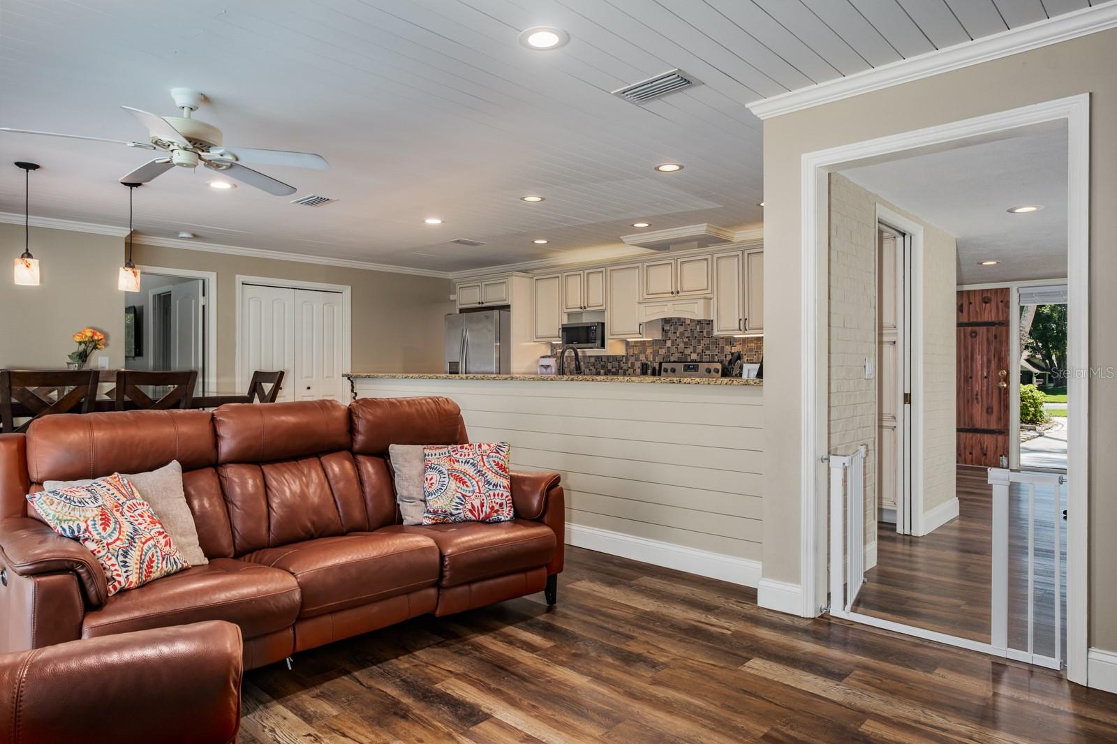 75 WOODCUTTER LN, PALM HARBOR, FL, 34683