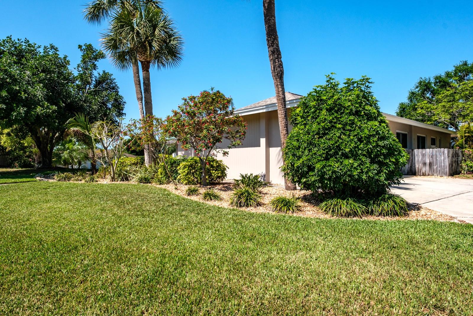 75 WOODCUTTER LN, PALM HARBOR, FL, 34683