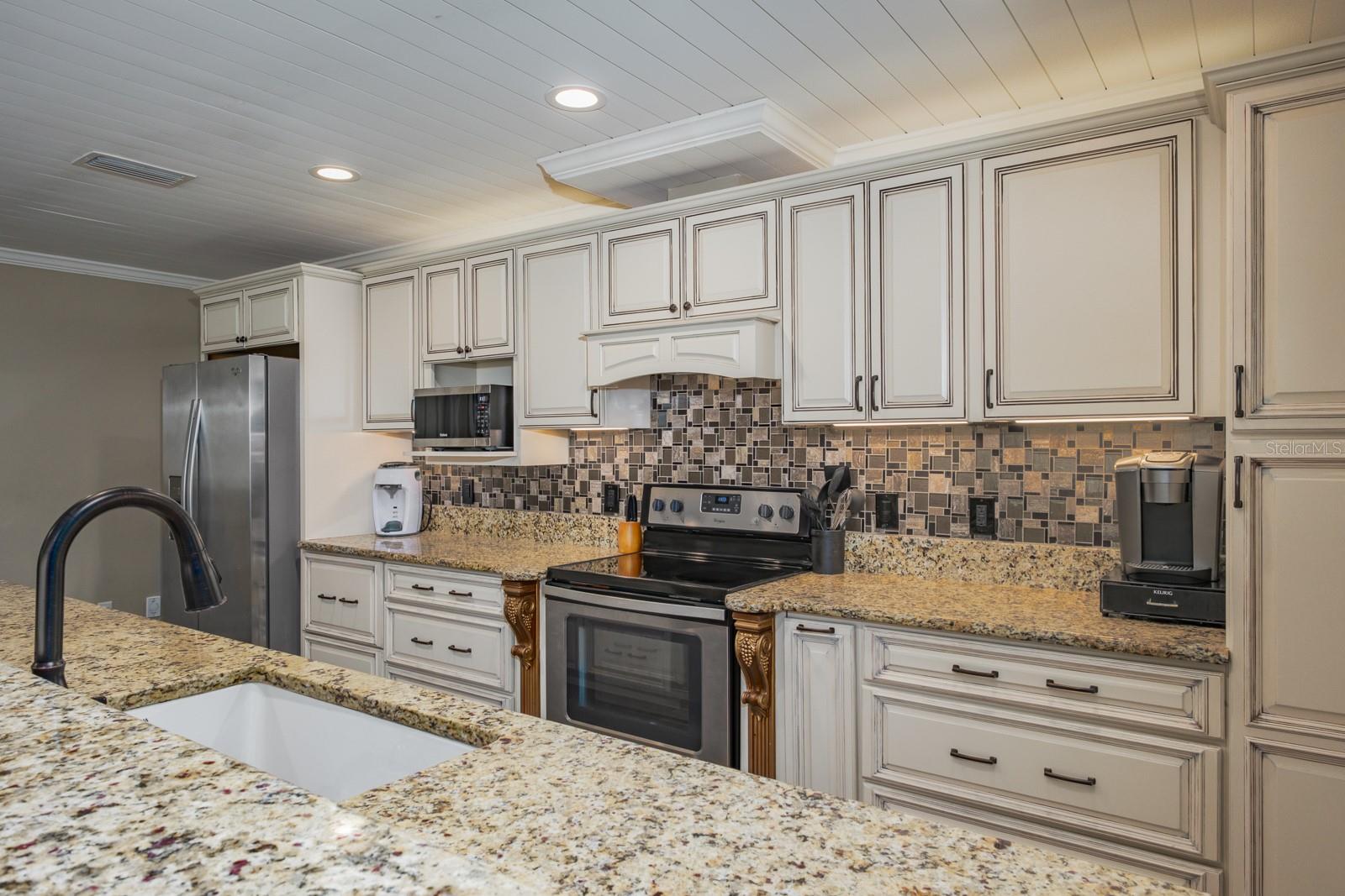 75 WOODCUTTER LN, PALM HARBOR, FL, 34683