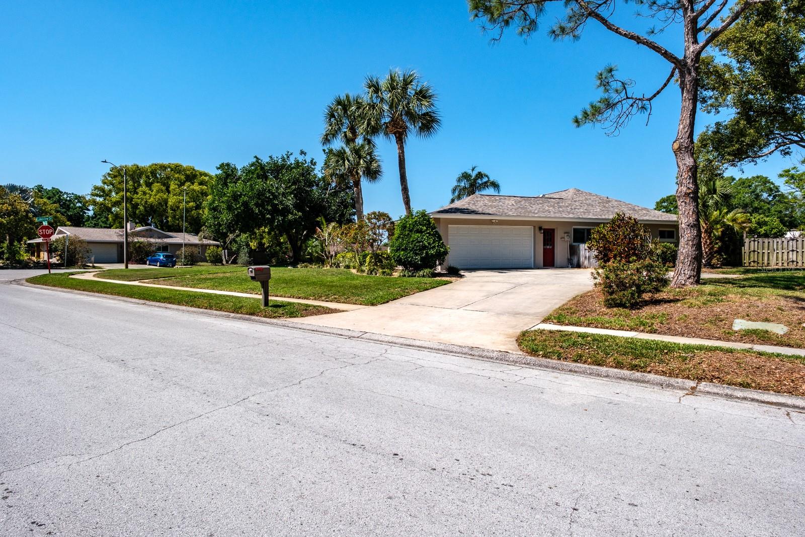 75 WOODCUTTER LN, PALM HARBOR, FL, 34683