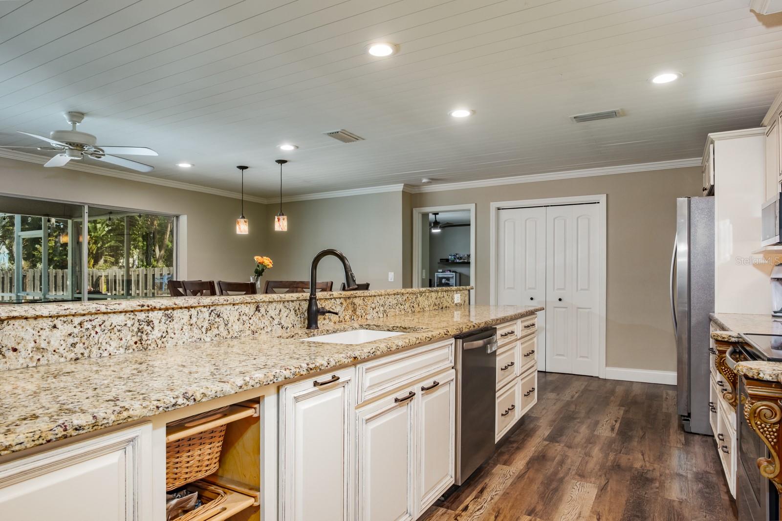 75 WOODCUTTER LN, PALM HARBOR, FL, 34683