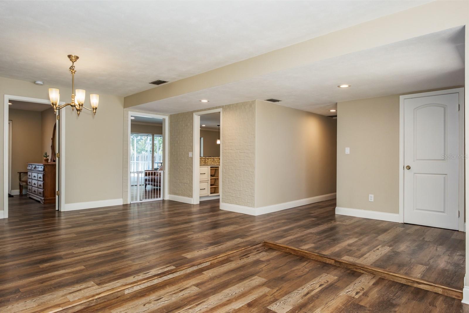 75 WOODCUTTER LN, PALM HARBOR, FL, 34683