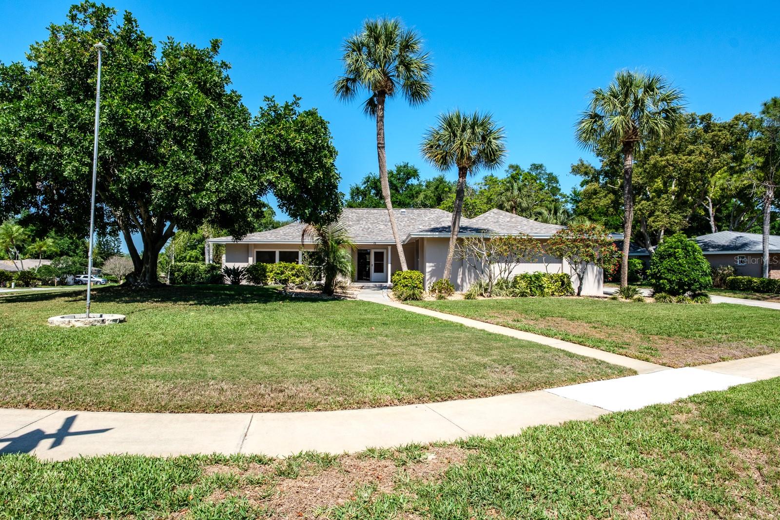 75 WOODCUTTER LN, PALM HARBOR, FL, 34683