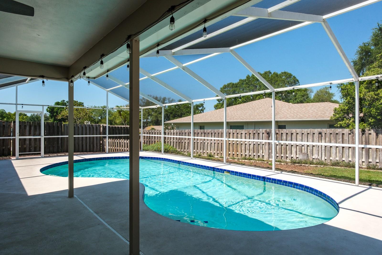 75 WOODCUTTER LN, PALM HARBOR, FL, 34683