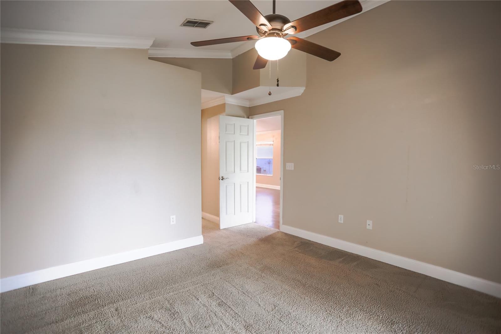 2083 WINDWARD PASS, LAKELAND, FL, 33813