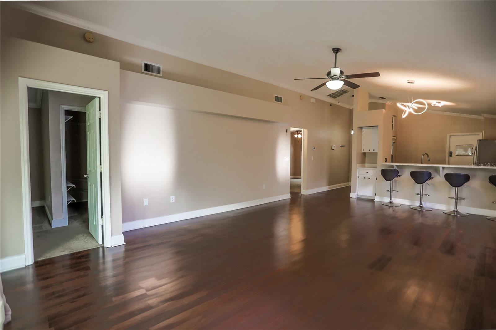 2083 WINDWARD PASS, LAKELAND, FL, 33813