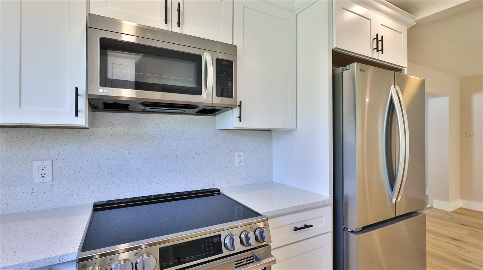 11 SWAN AVE, NEW SMYRNA BEACH, FL, 32168