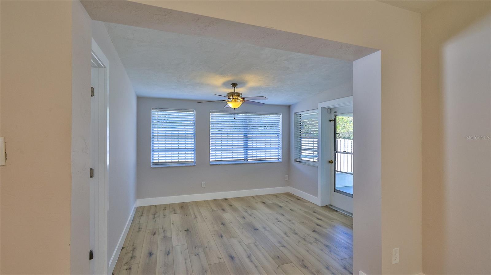 11 SWAN AVE, NEW SMYRNA BEACH, FL, 32168