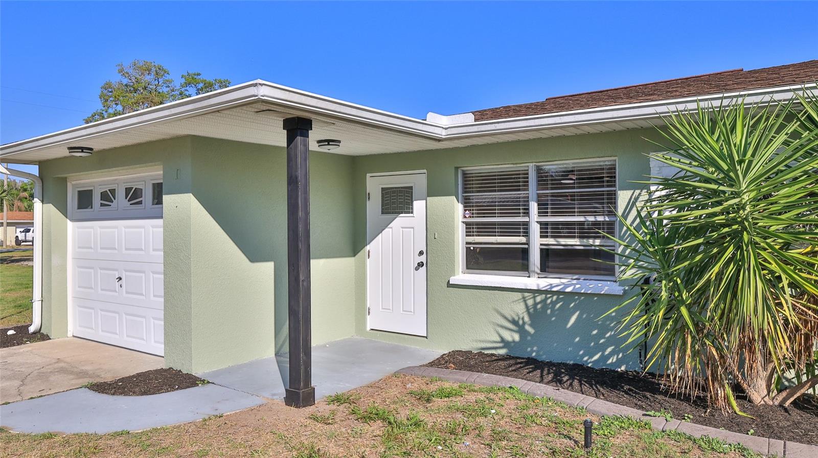 11 SWAN AVE, NEW SMYRNA BEACH, FL, 32168