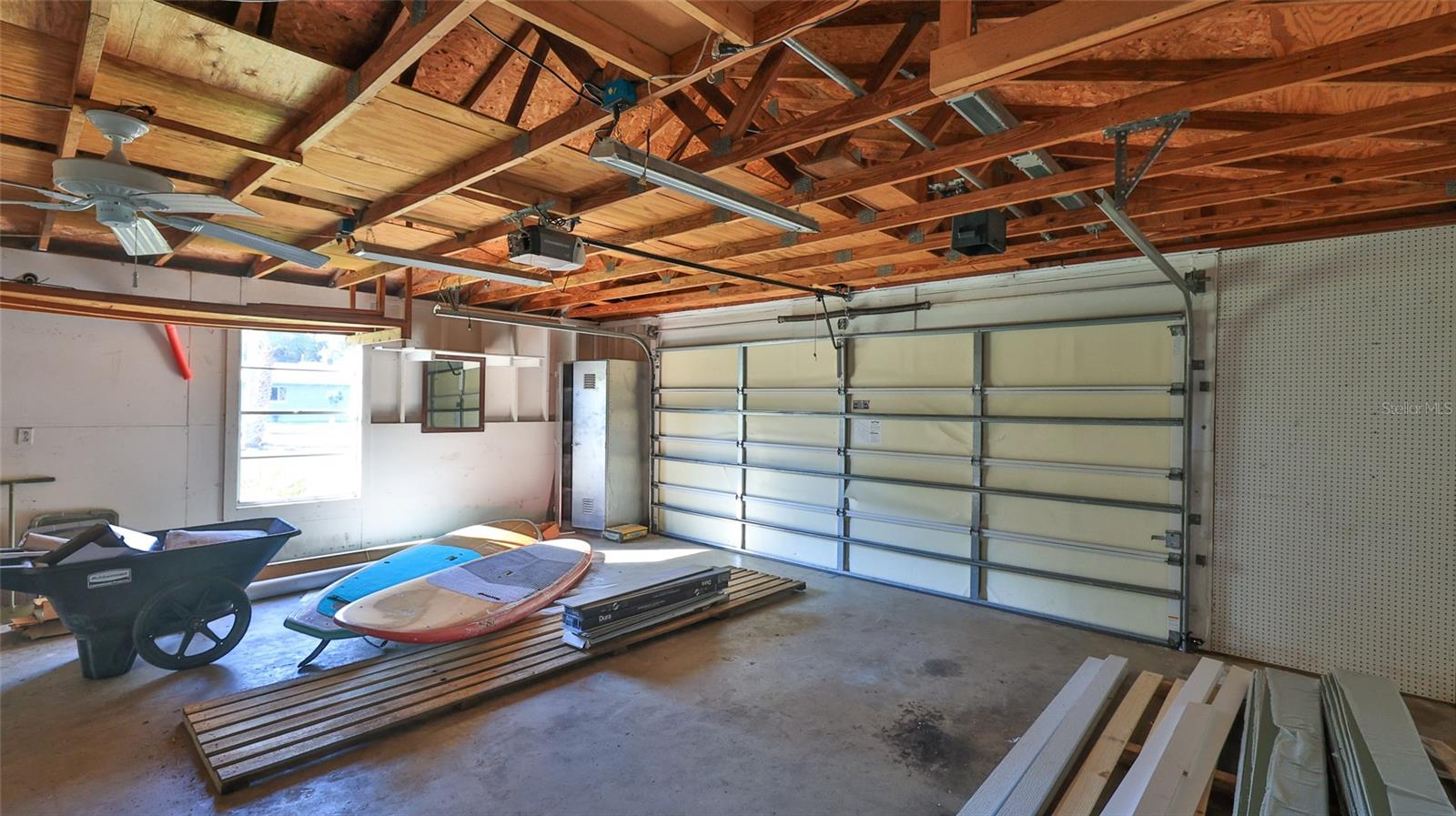11 SWAN AVE, NEW SMYRNA BEACH, FL, 32168