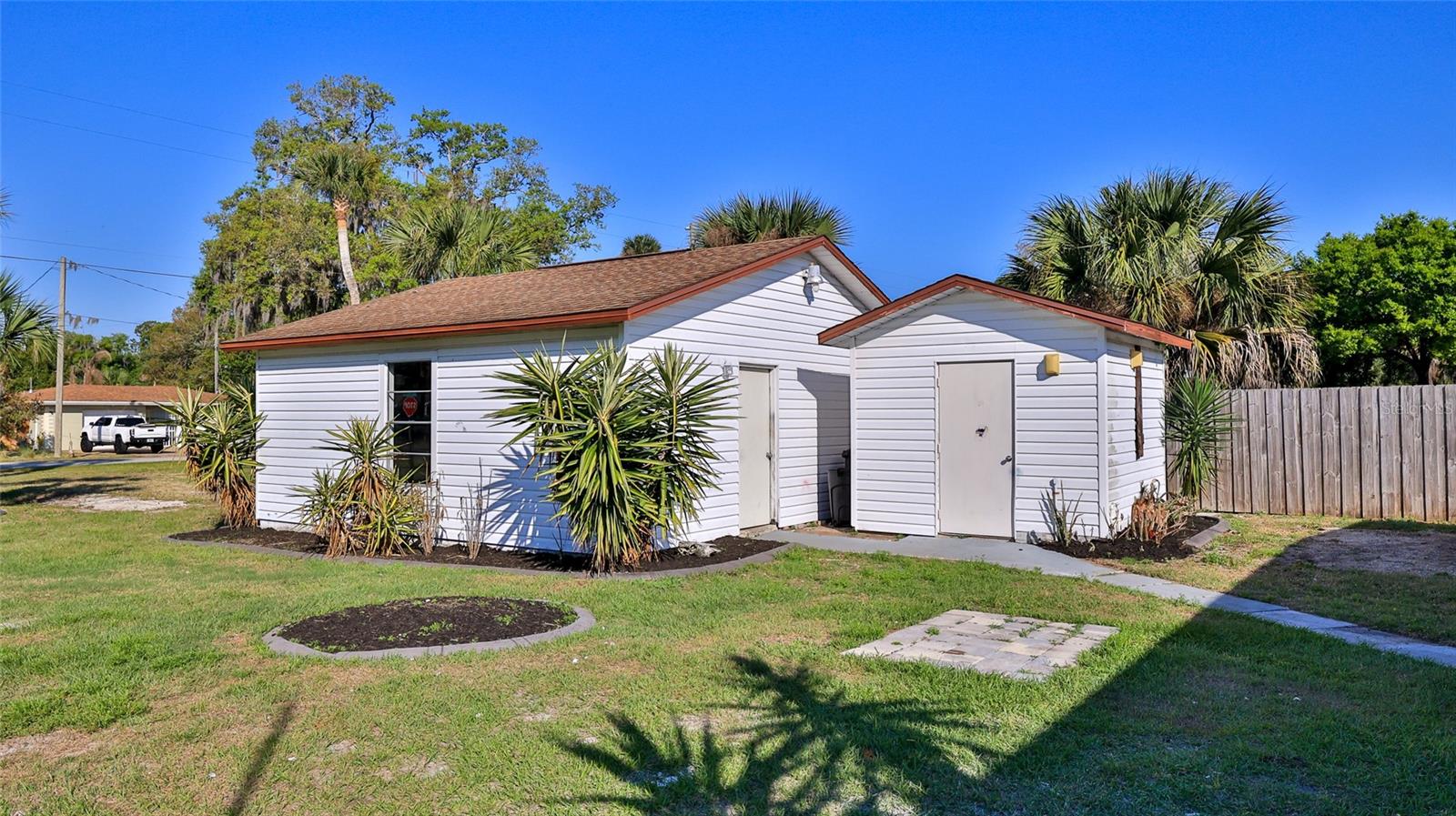 11 SWAN AVE, NEW SMYRNA BEACH, FL, 32168
