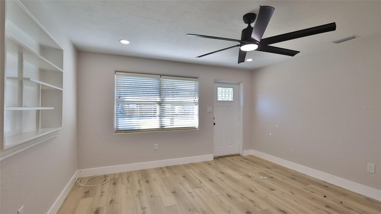 11 SWAN AVE, NEW SMYRNA BEACH, FL, 32168
