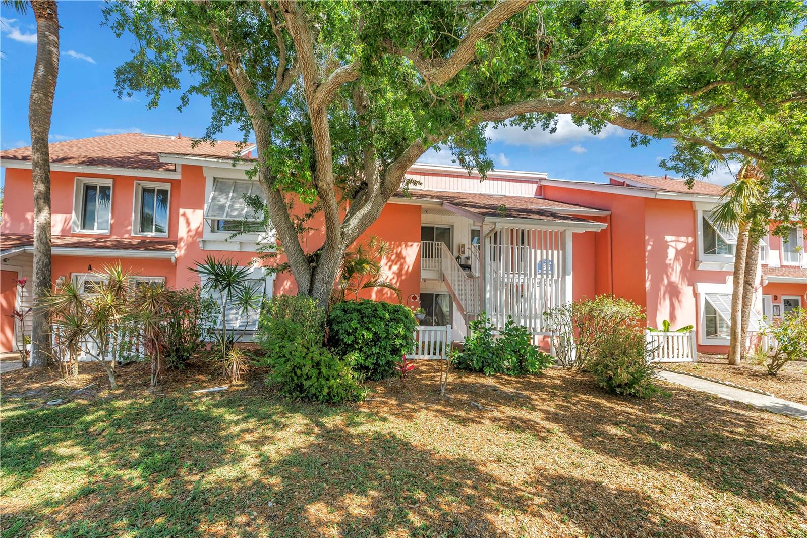 3742 41ST WAY S #F, ST PETERSBURG, FL, 33711