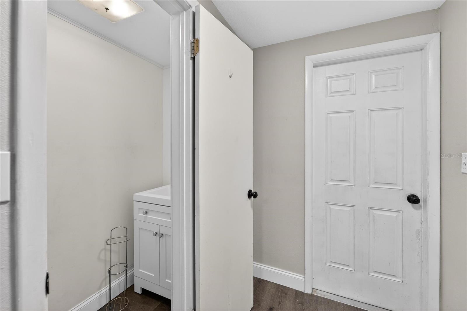 5300 FALCON DR, HOLIDAY, FL, 34690
