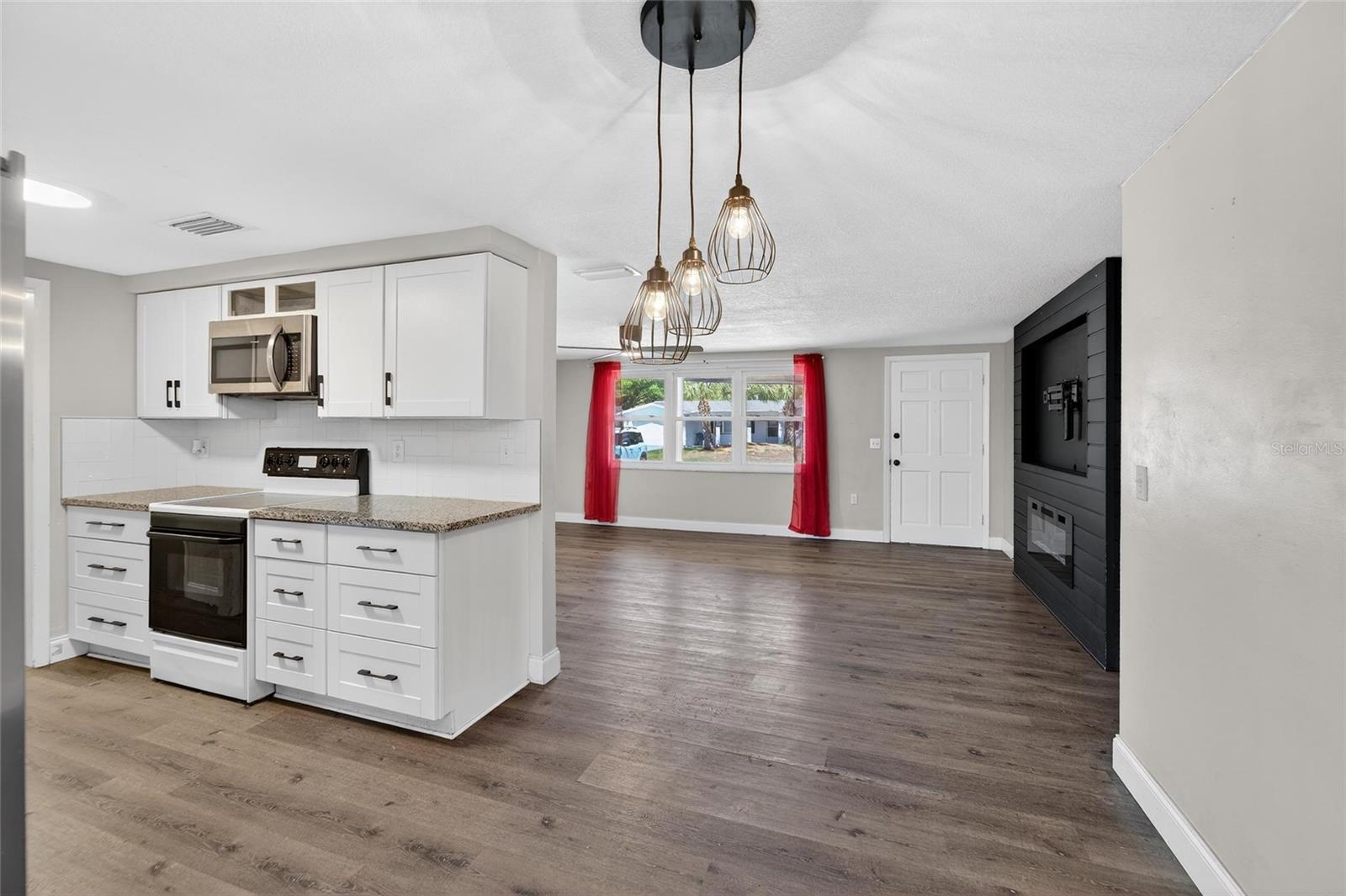 5300 FALCON DR, HOLIDAY, FL, 34690