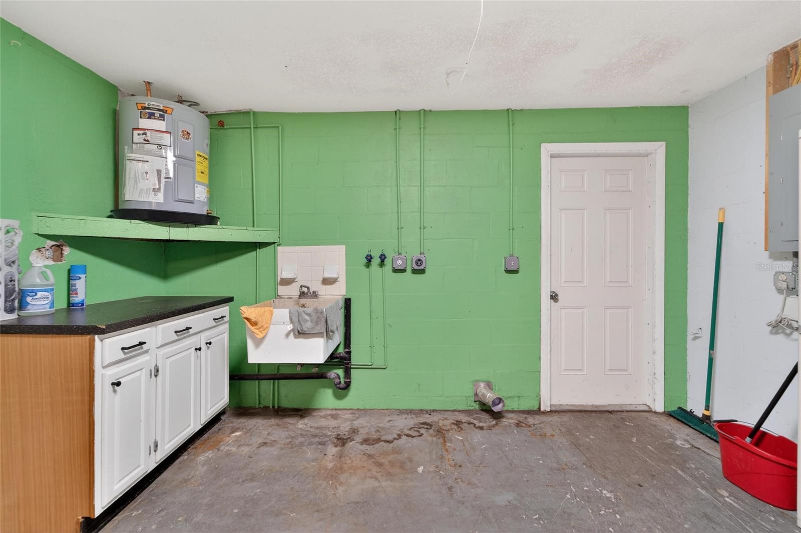 5300 FALCON DR, HOLIDAY, FL, 34690