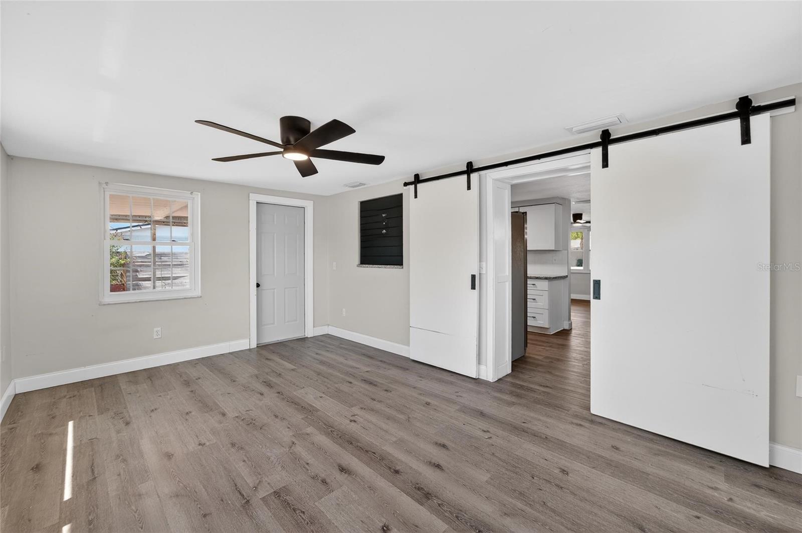 5300 FALCON DR, HOLIDAY, FL, 34690
