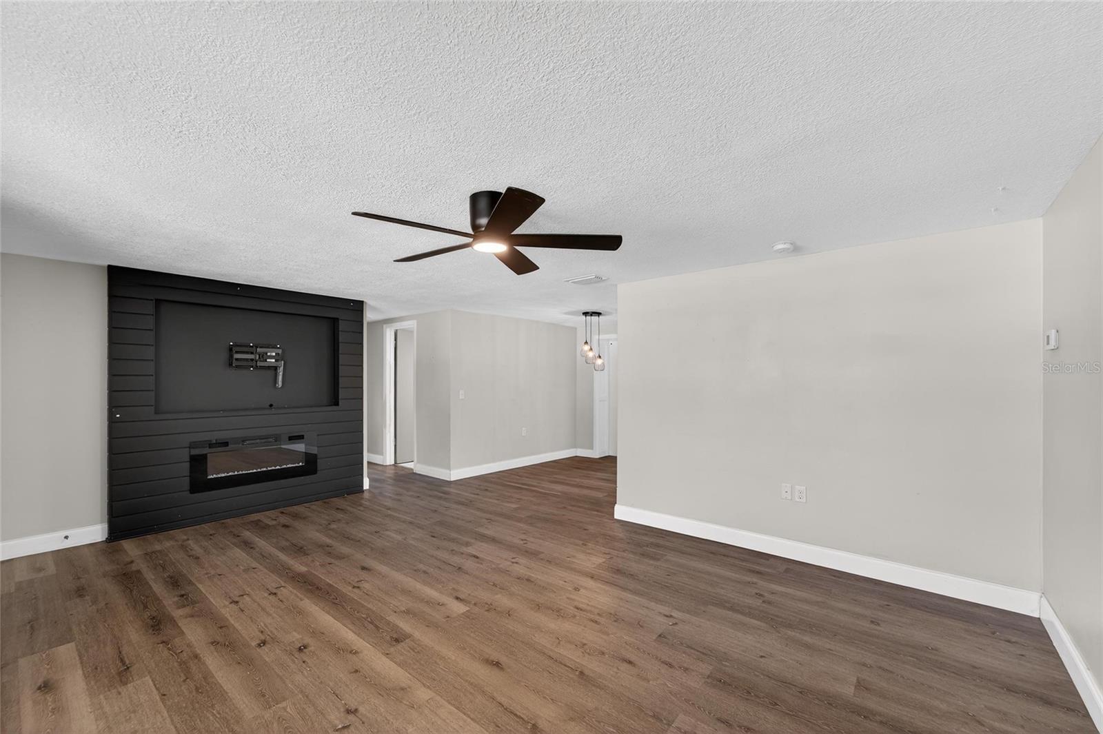 5300 FALCON DR, HOLIDAY, FL, 34690