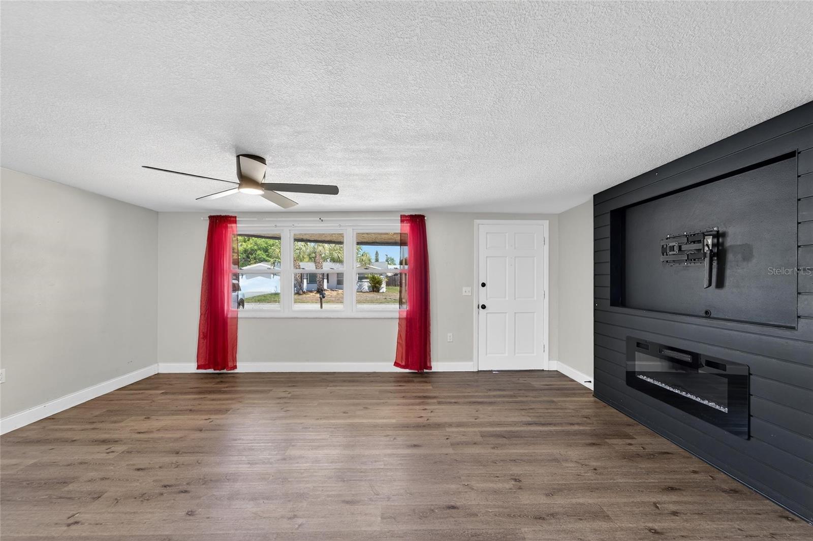 5300 FALCON DR, HOLIDAY, FL, 34690