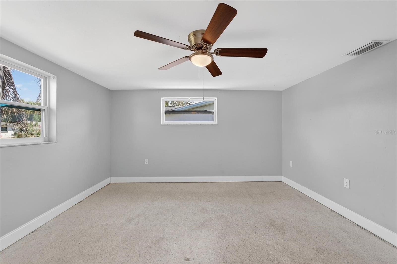 5300 FALCON DR, HOLIDAY, FL, 34690