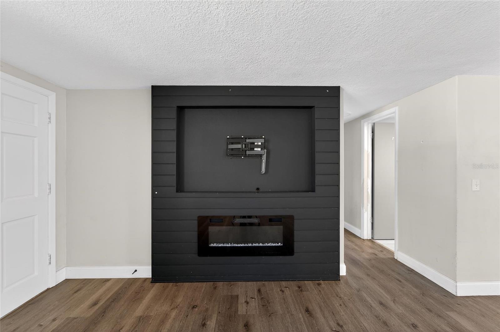 5300 FALCON DR, HOLIDAY, FL, 34690