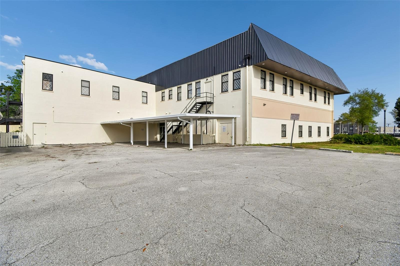 201 W 1ST ST, SANFORD, FL, 32771