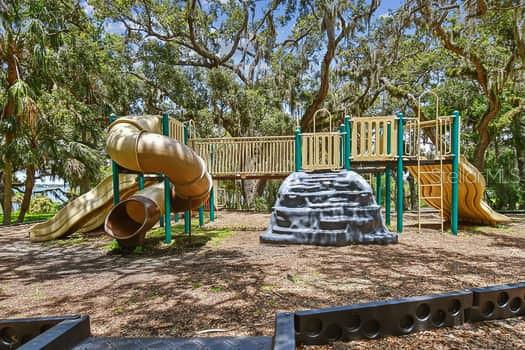 2115 PHILIPPE PKWY, SAFETY HARBOR, FL, 34695