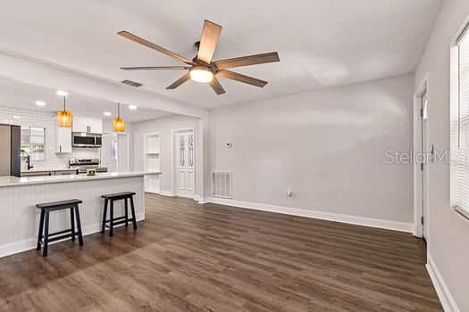 2115 PHILIPPE PKWY, SAFETY HARBOR, FL, 34695