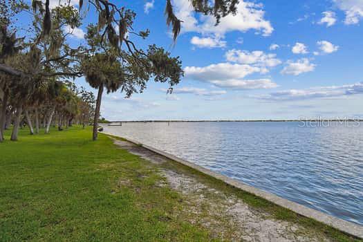 2115 PHILIPPE PKWY, SAFETY HARBOR, FL, 34695