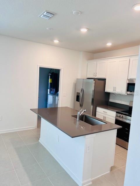 2639 CANDIED APPLE ALY, KISSIMMEE, FL, 34744