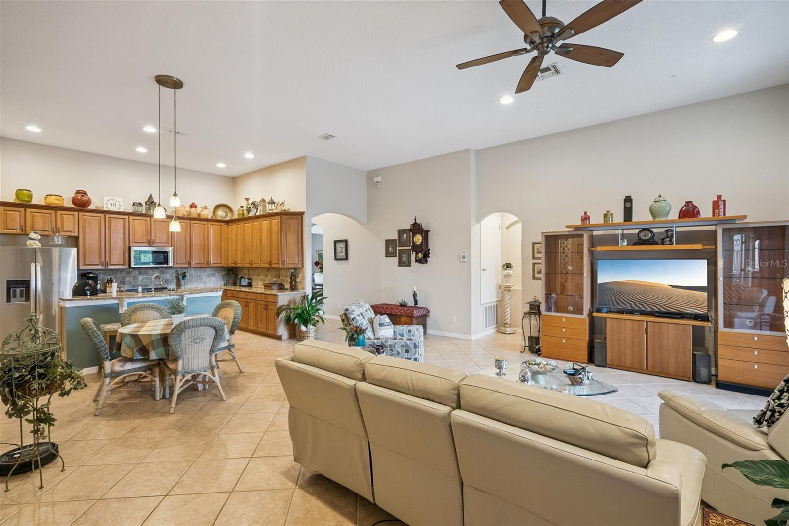 2409 EMERALD ROSE WAY, APOPKA, FL, 32712