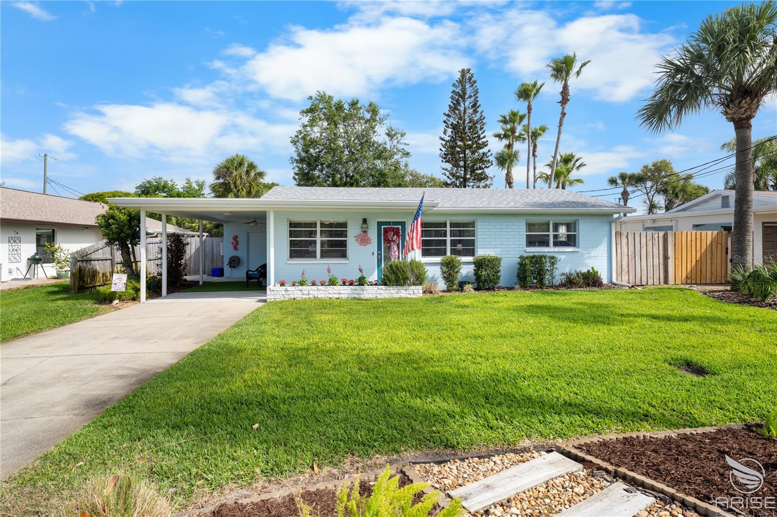 702 OCEAN AVE, NEW SMYRNA BEACH, FL, 32169