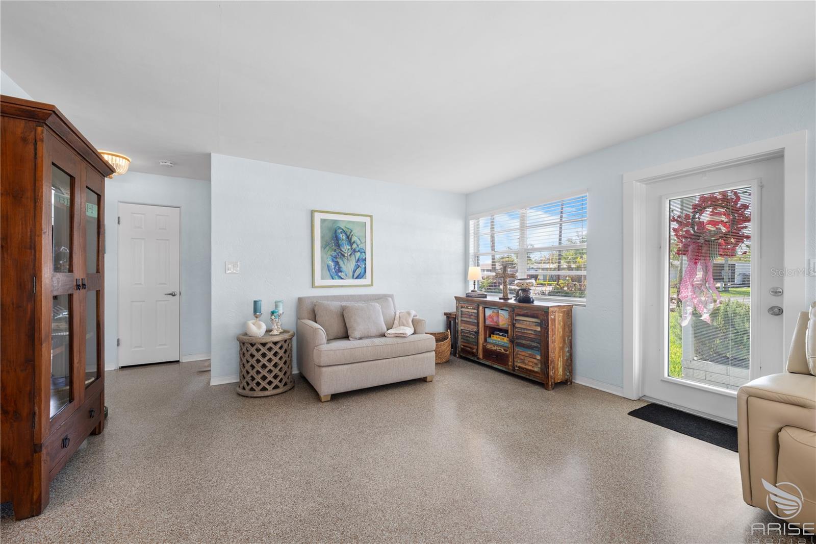 702 OCEAN AVE, NEW SMYRNA BEACH, FL, 32169