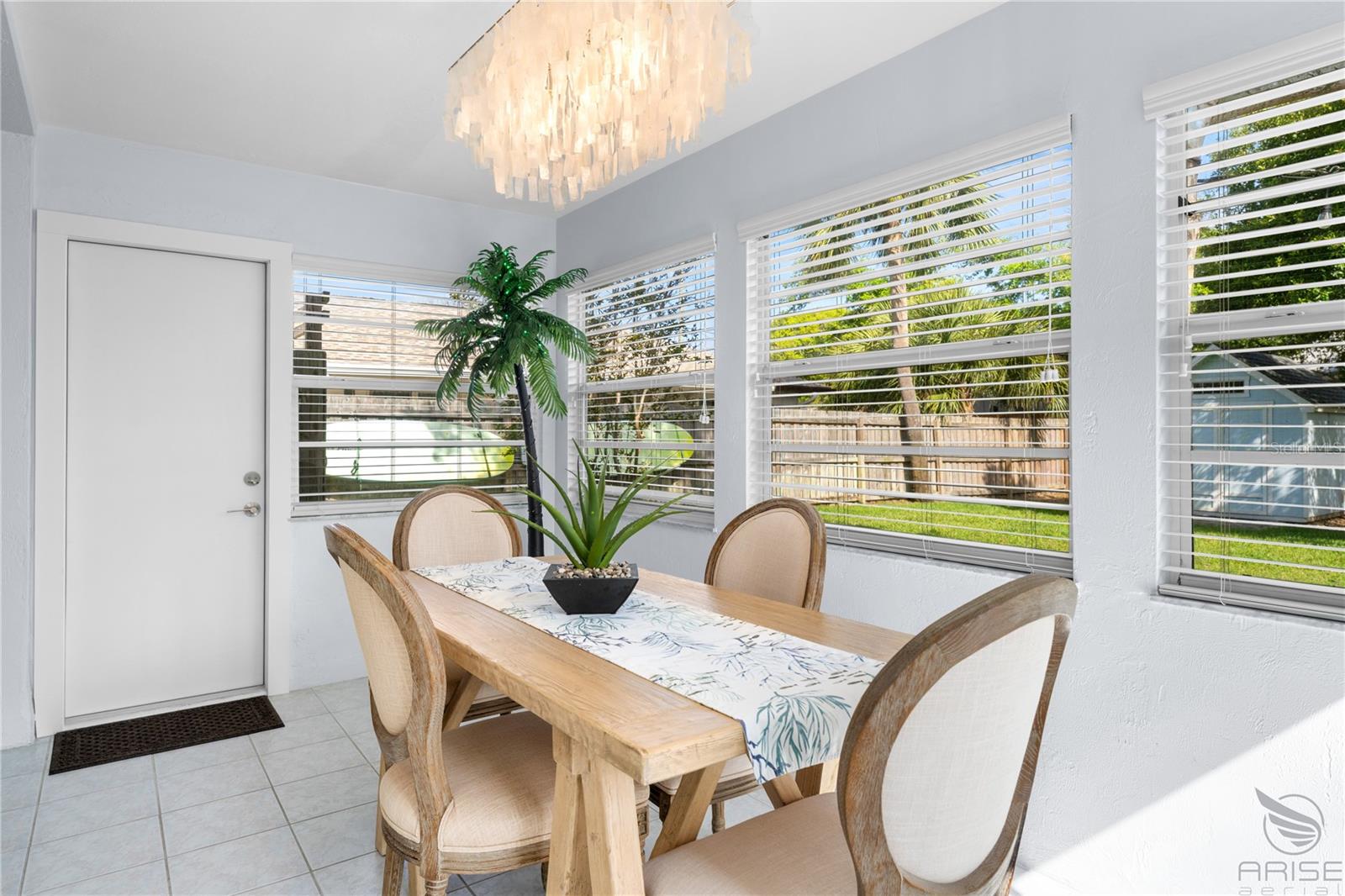 702 OCEAN AVE, NEW SMYRNA BEACH, FL, 32169