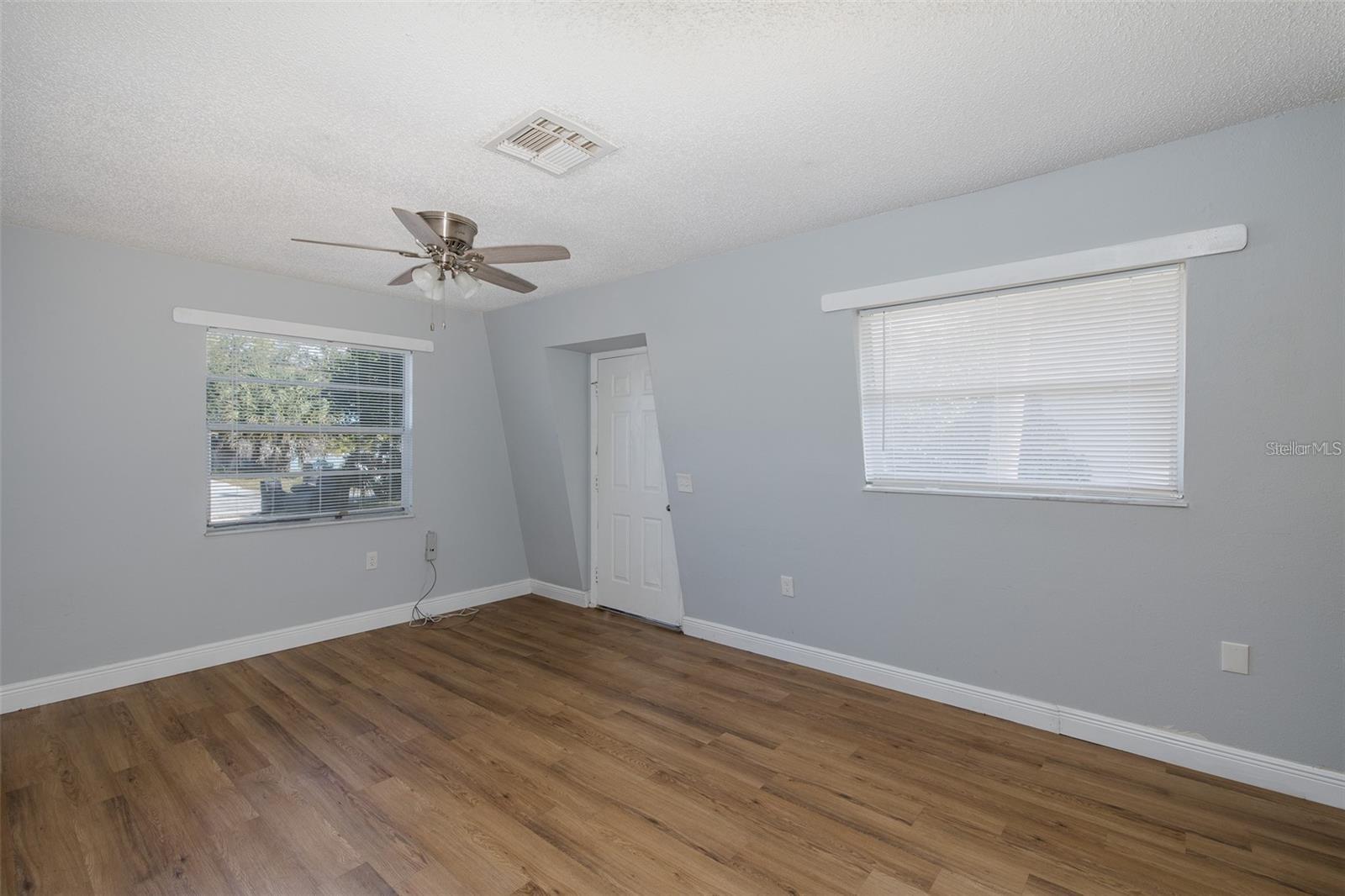 5750 VIRGINIA AVE, NEW PORT RICHEY, FL, 34652