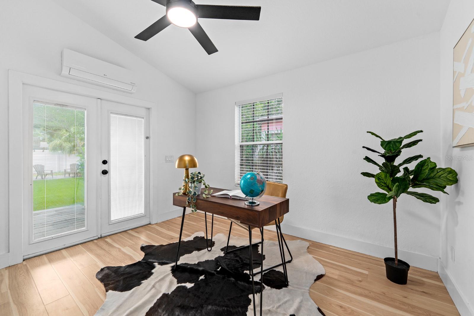 1720 24TH AVE N, ST PETERSBURG, FL, 33713