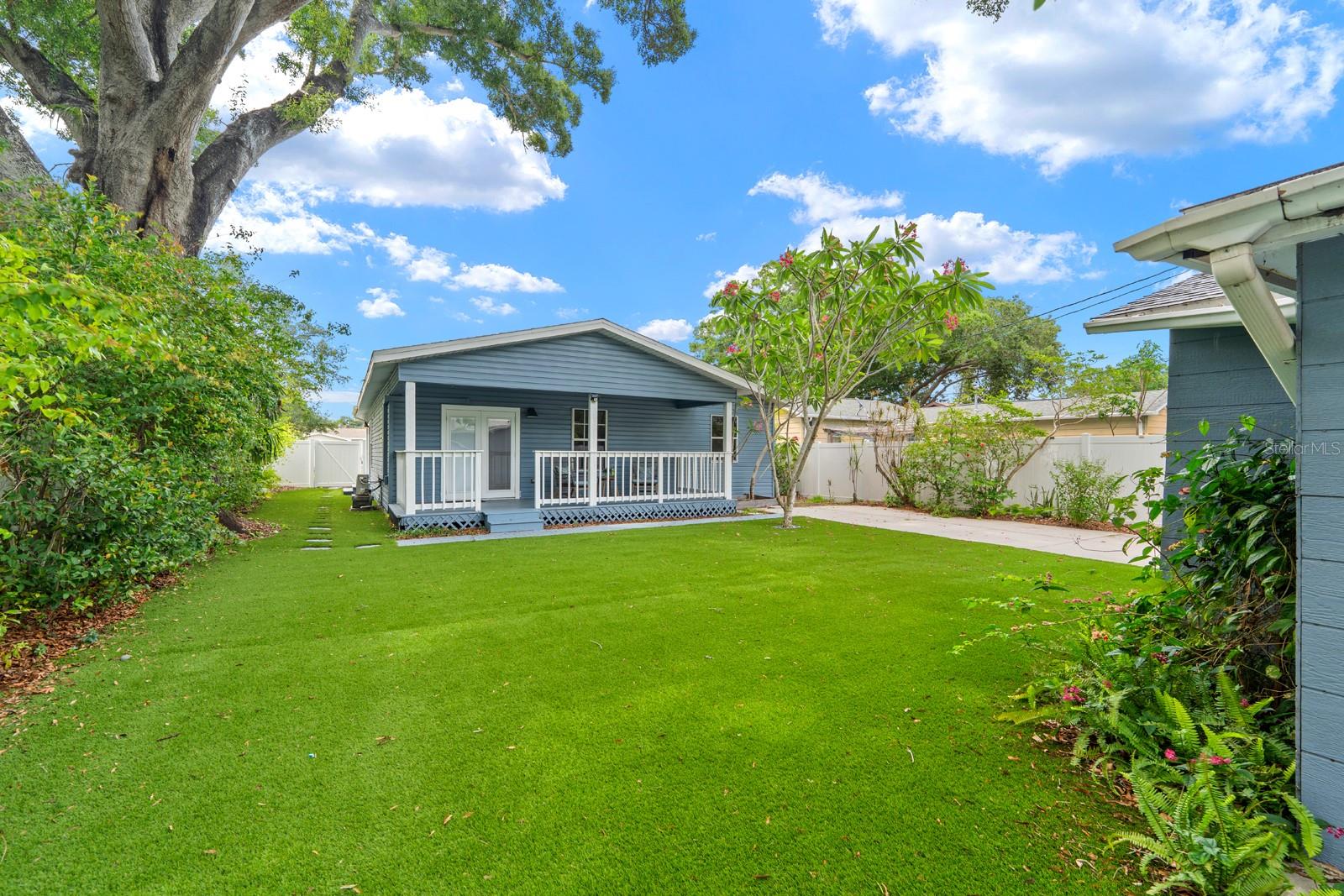 1720 24TH AVE N, ST PETERSBURG, FL, 33713