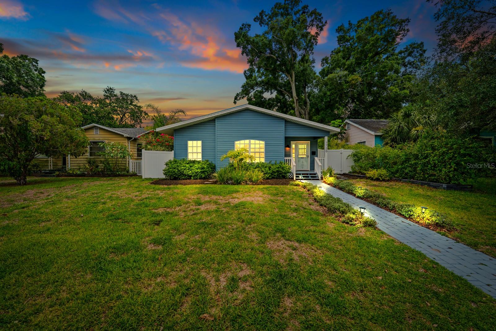 1720 24TH AVE N, ST PETERSBURG, FL, 33713