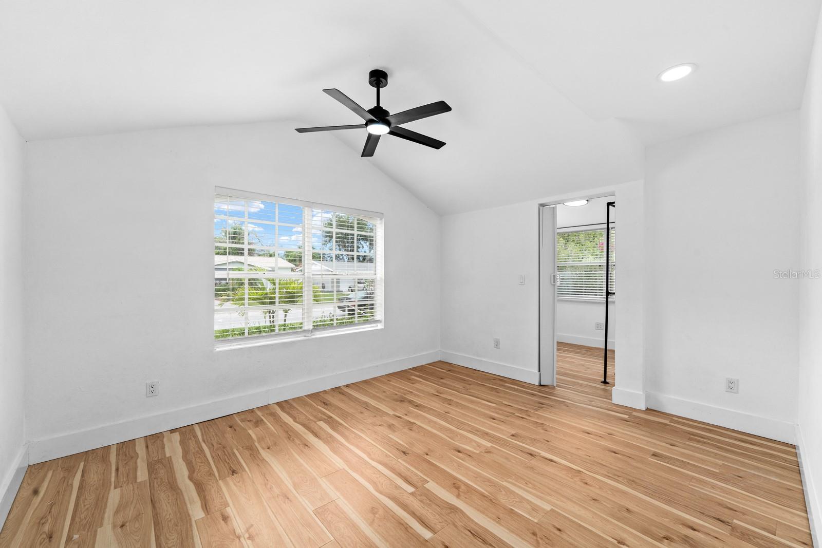 1720 24TH AVE N, ST PETERSBURG, FL, 33713