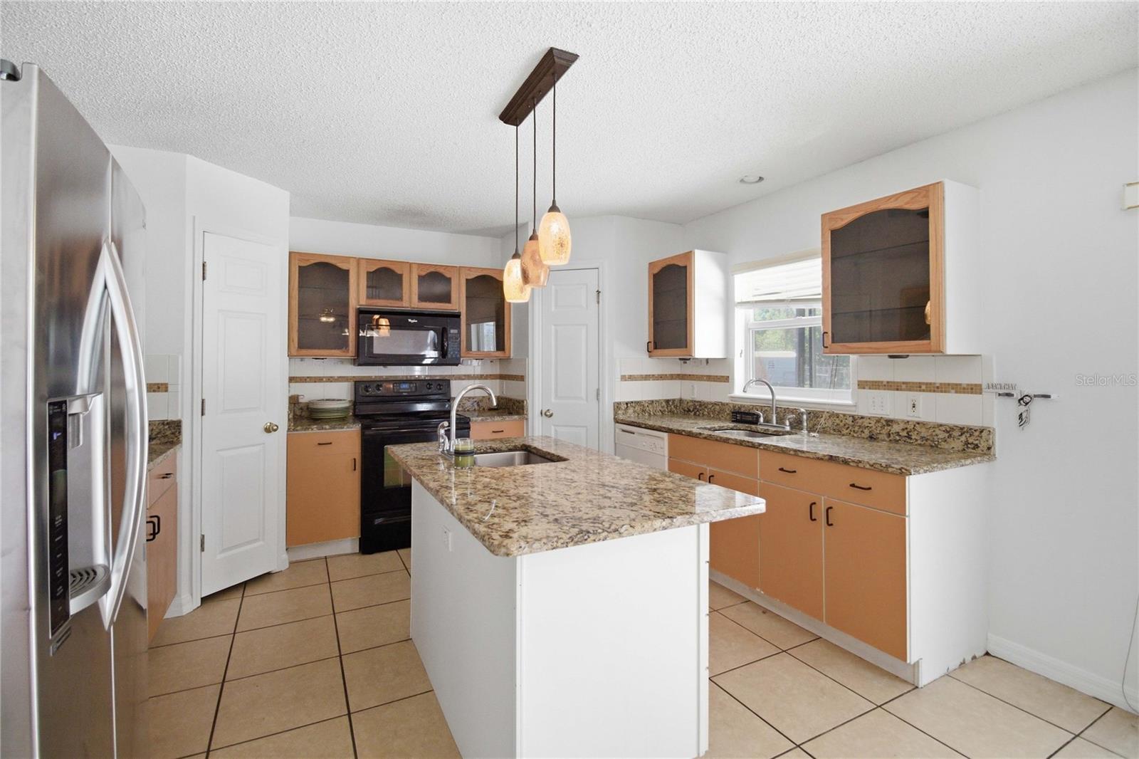 206 TARANTO WAY, KISSIMMEE, FL, 34758