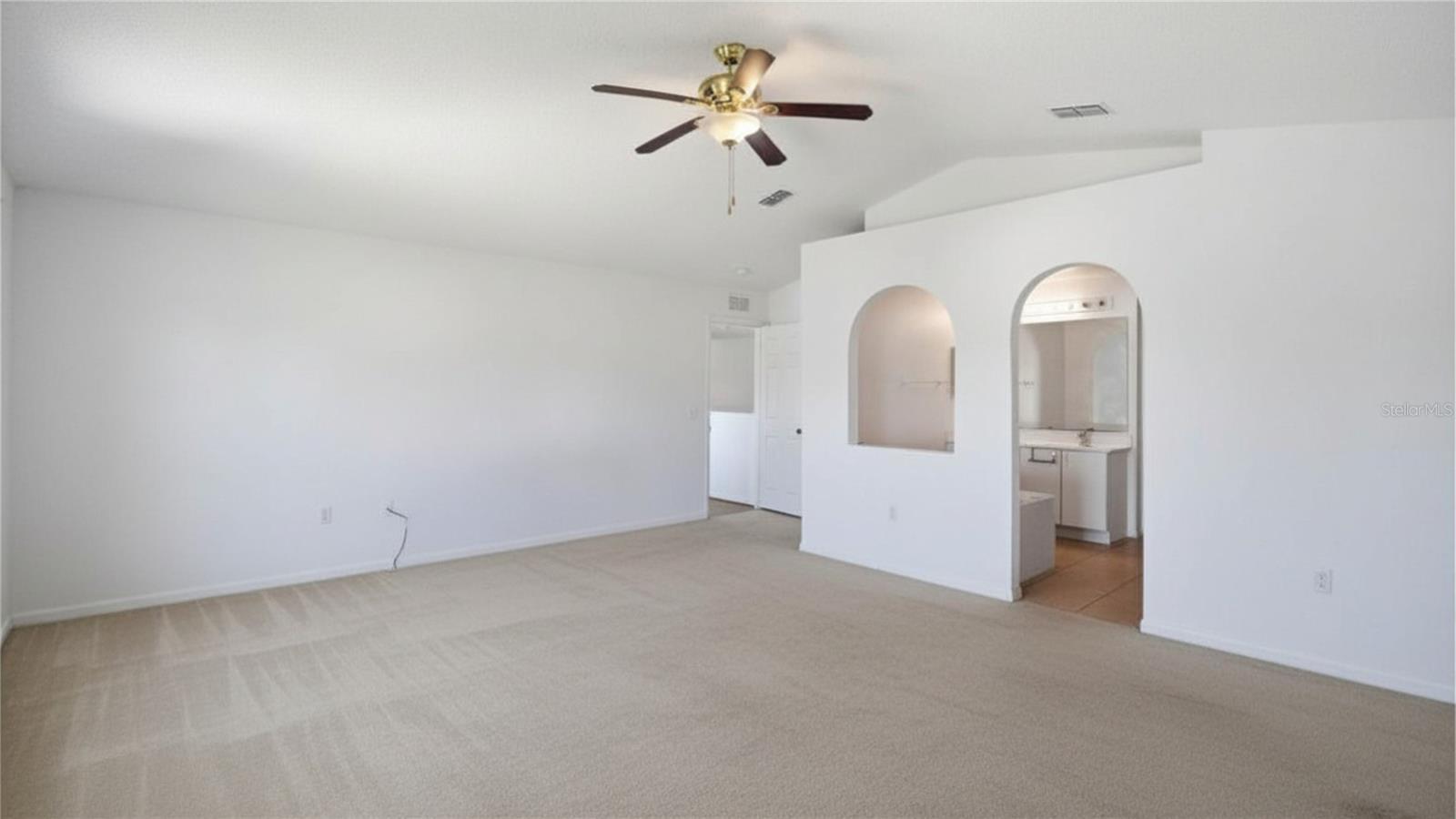 206 TARANTO WAY, KISSIMMEE, FL, 34758