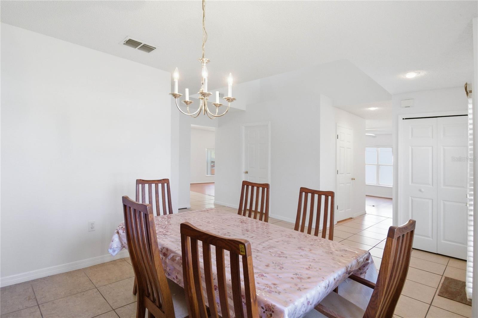 206 TARANTO WAY, KISSIMMEE, FL, 34758