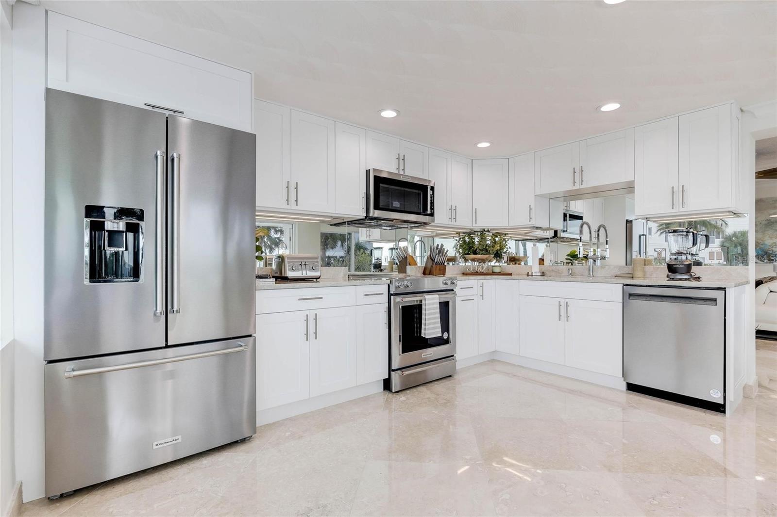 2740 N BEACH RD #B, ENGLEWOOD, FL, 34223