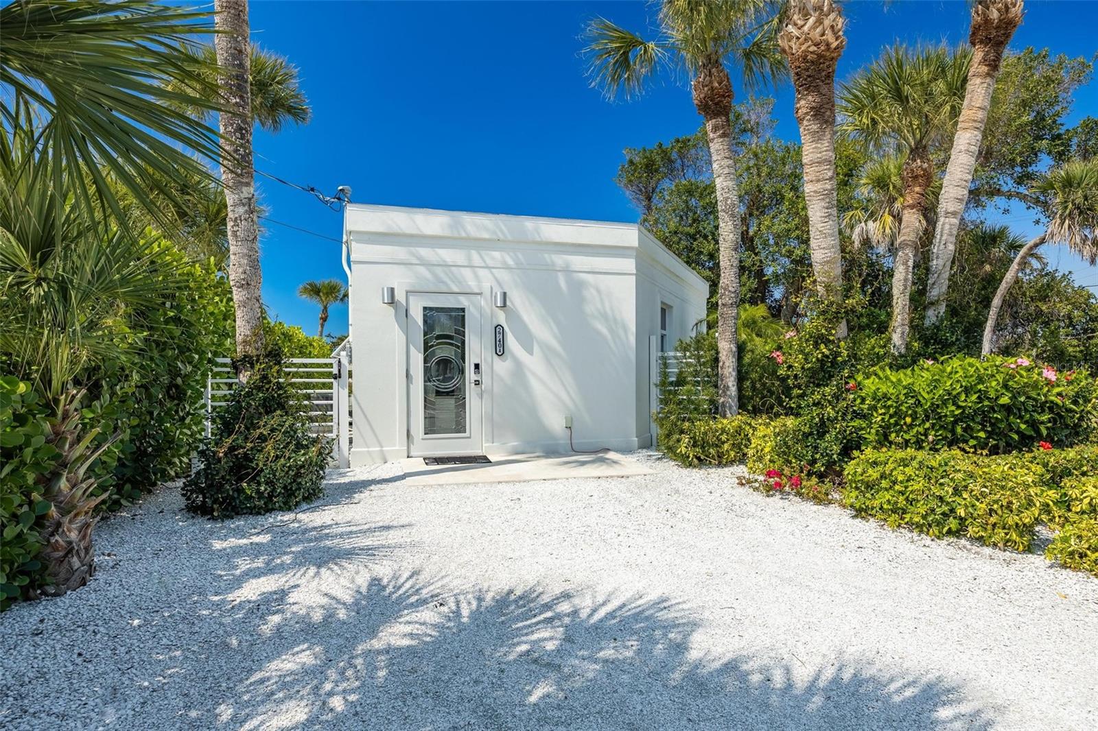 2740 N BEACH RD #B, ENGLEWOOD, FL, 34223