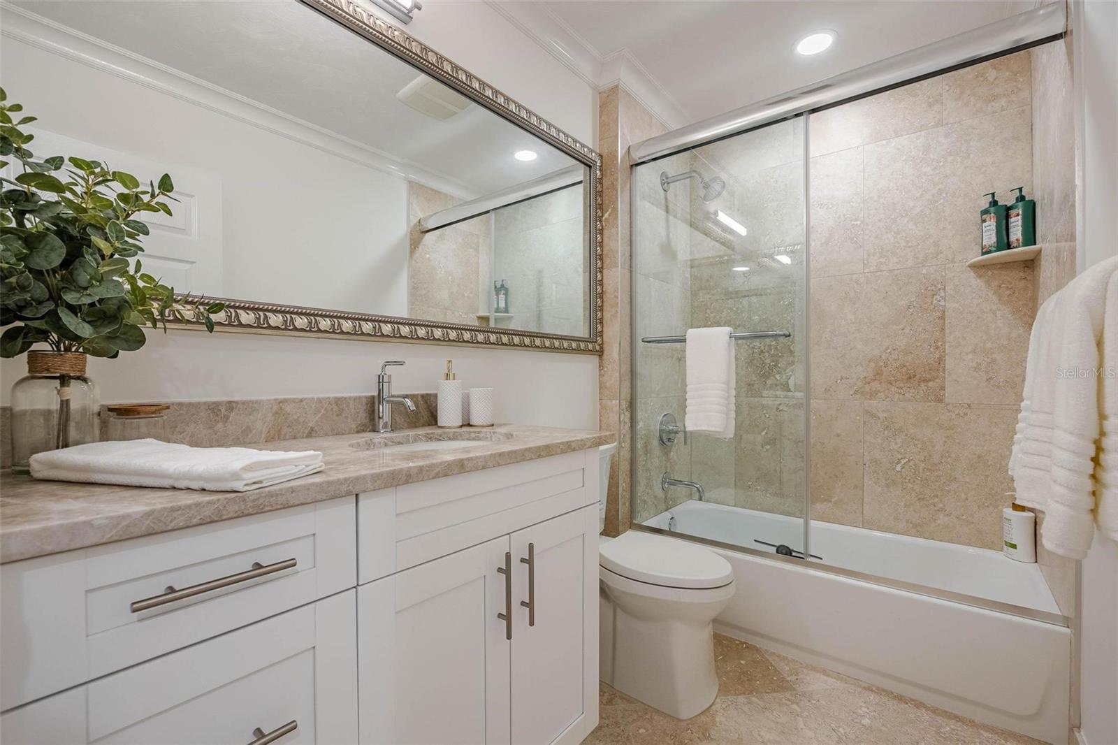 2740 N BEACH RD #B, ENGLEWOOD, FL, 34223