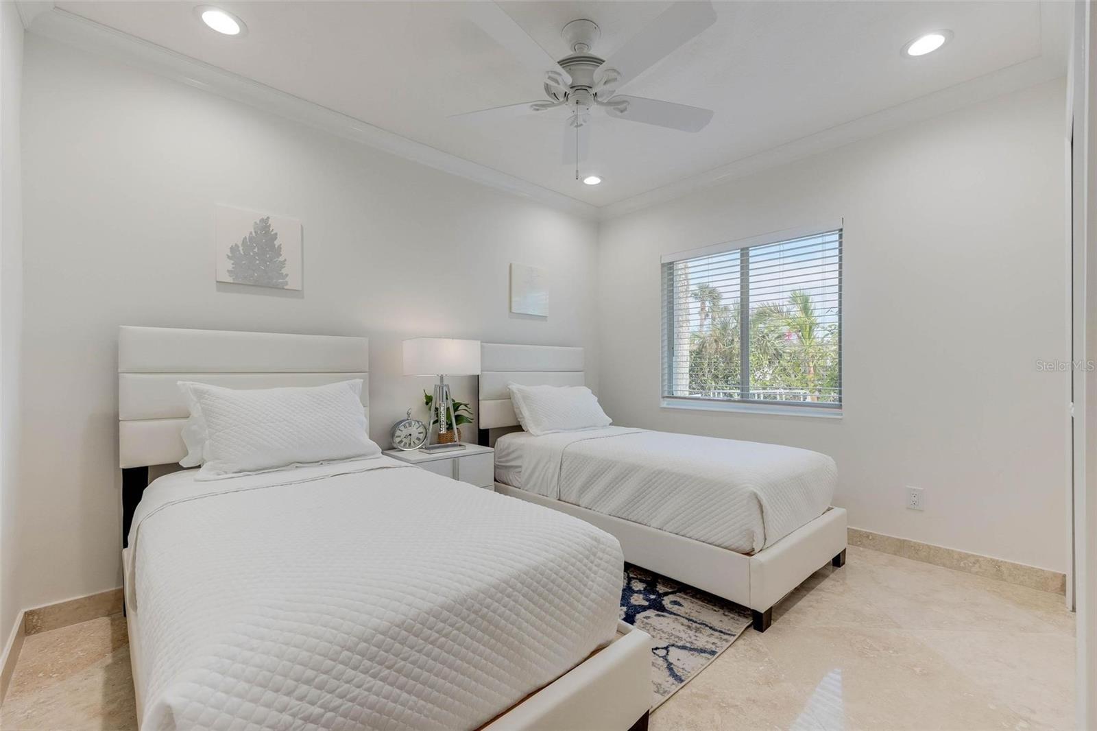 2740 N BEACH RD #B, ENGLEWOOD, FL, 34223