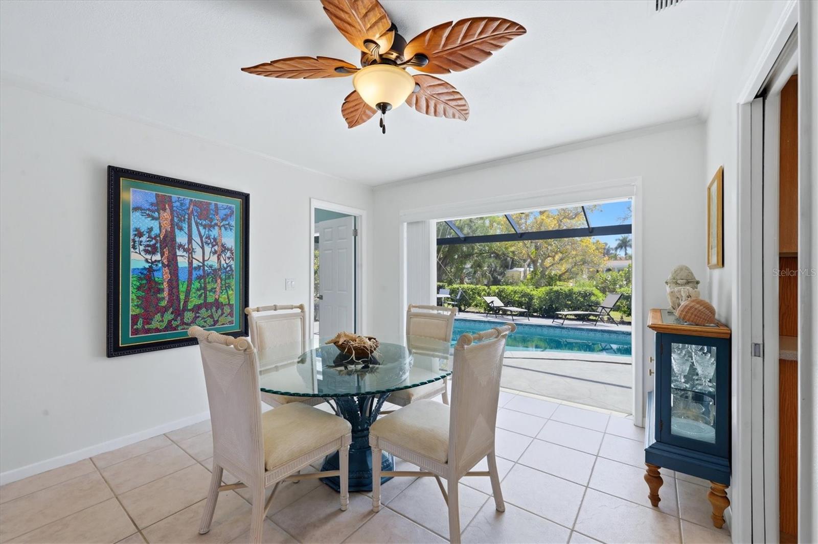 353 S SHORE DR, OSPREY, FL, 34229