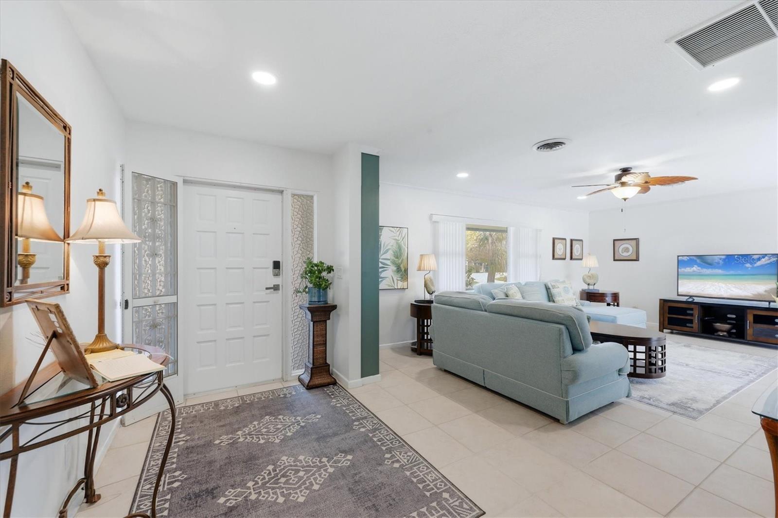 353 S SHORE DR, OSPREY, FL, 34229