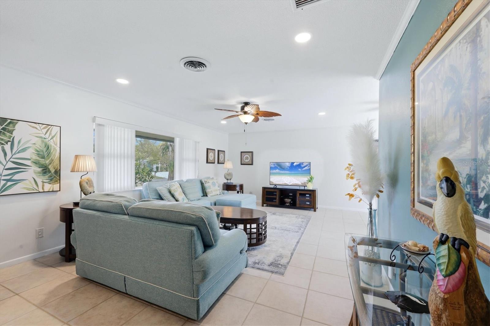 353 S SHORE DR, OSPREY, FL, 34229