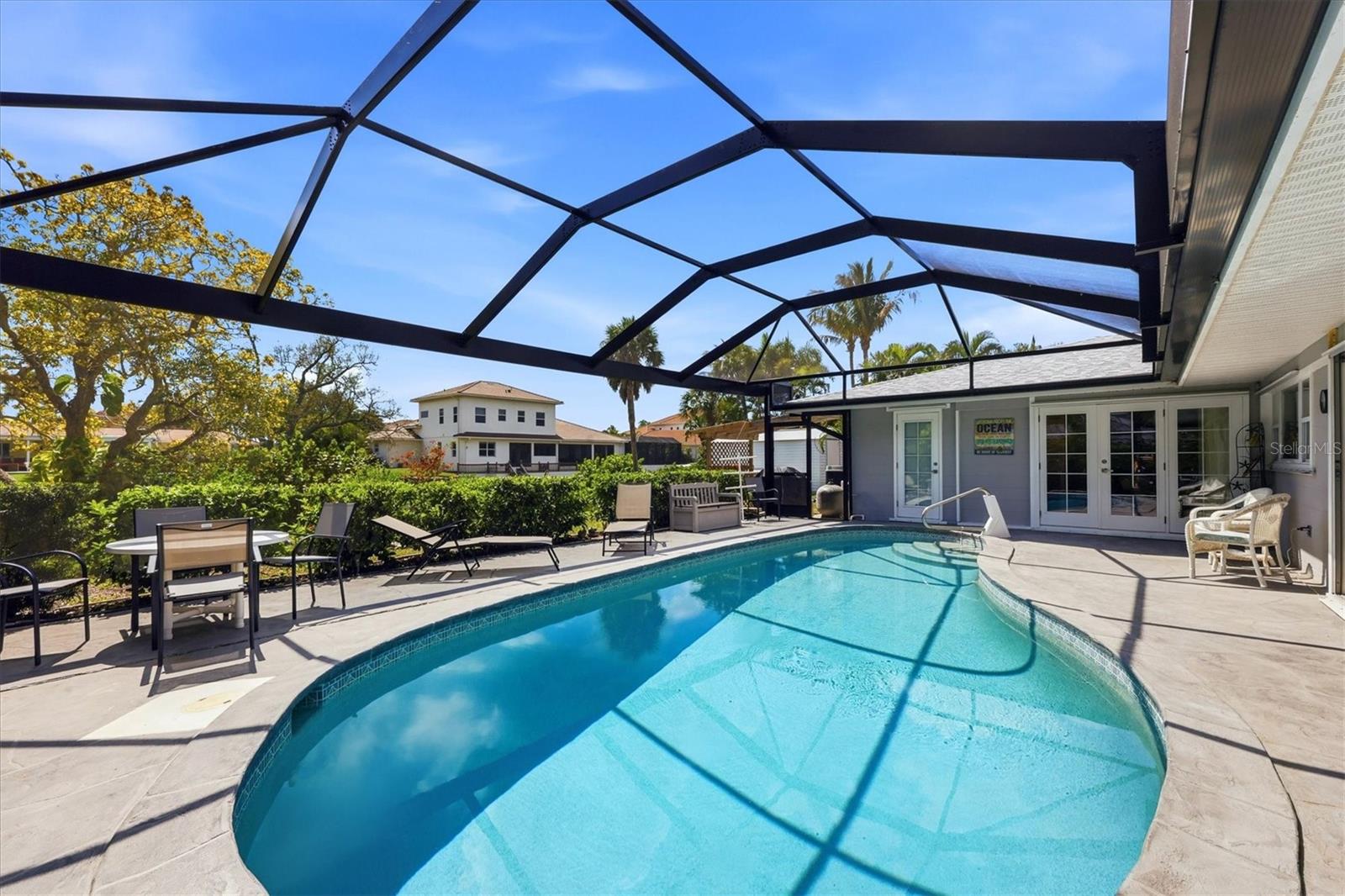 353 S SHORE DR, OSPREY, FL, 34229